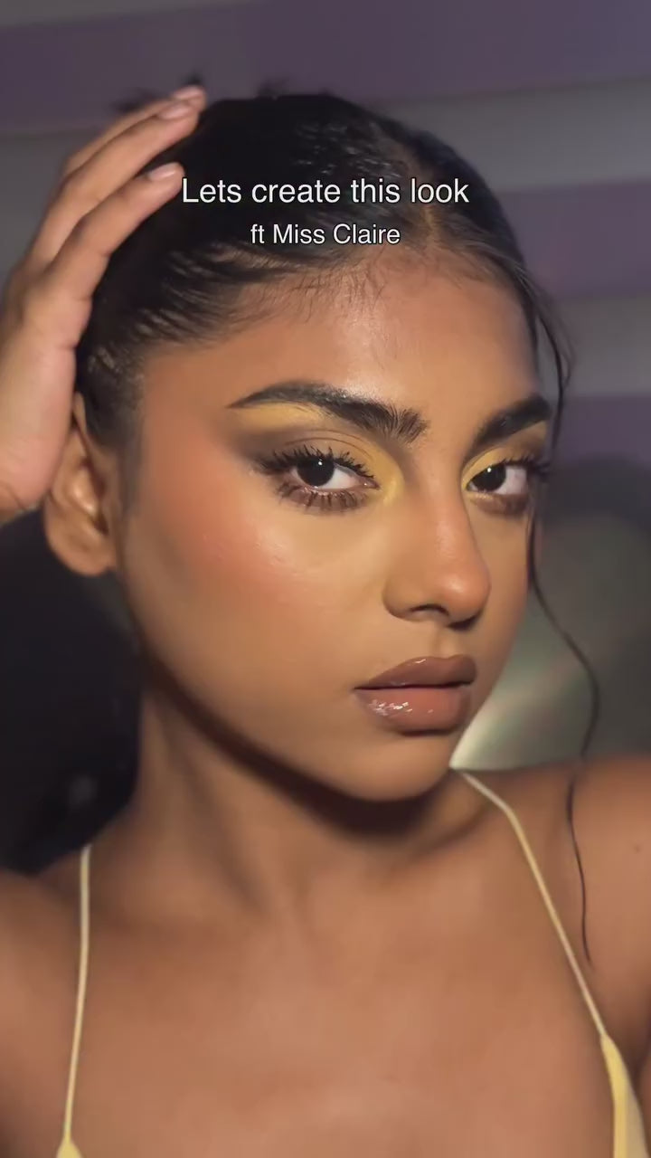 Round Blusher